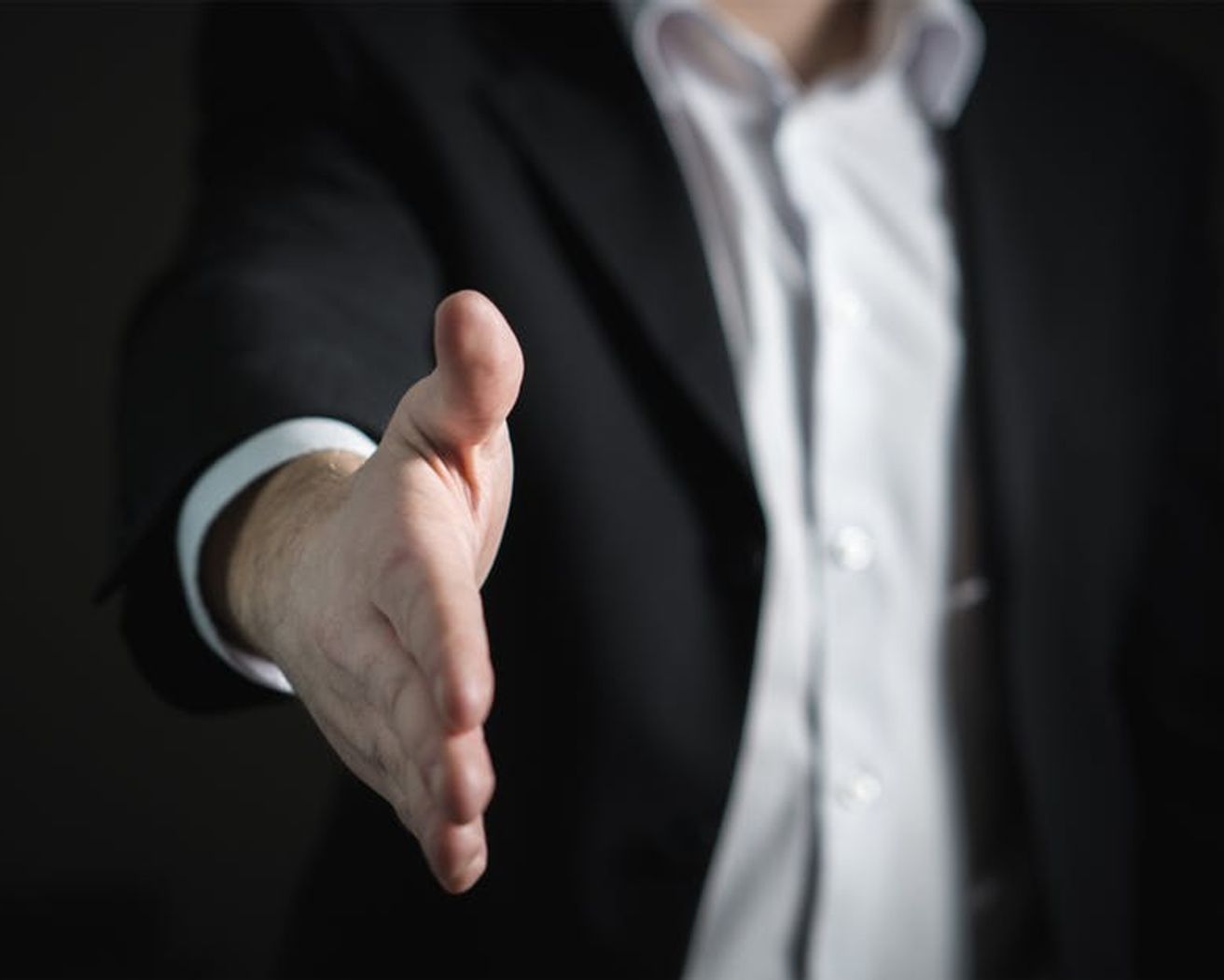 Votre famille n’est pas d’accord pour vendre un immeuble ? On vous explique comment faire !